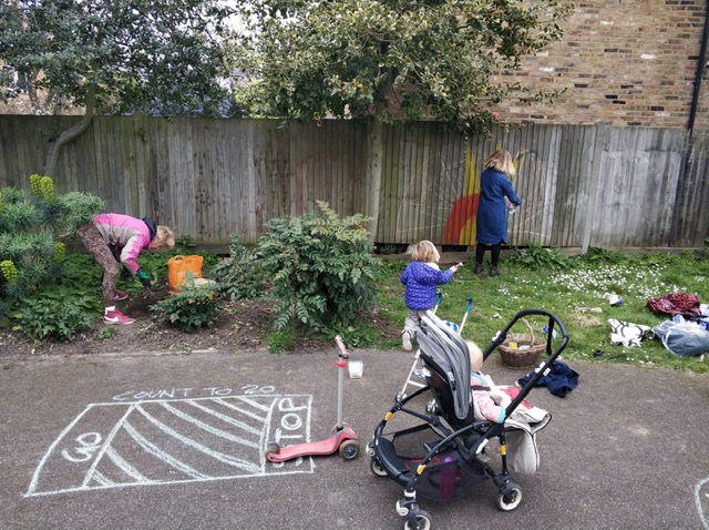 Cec-and-Bex-and Rosa